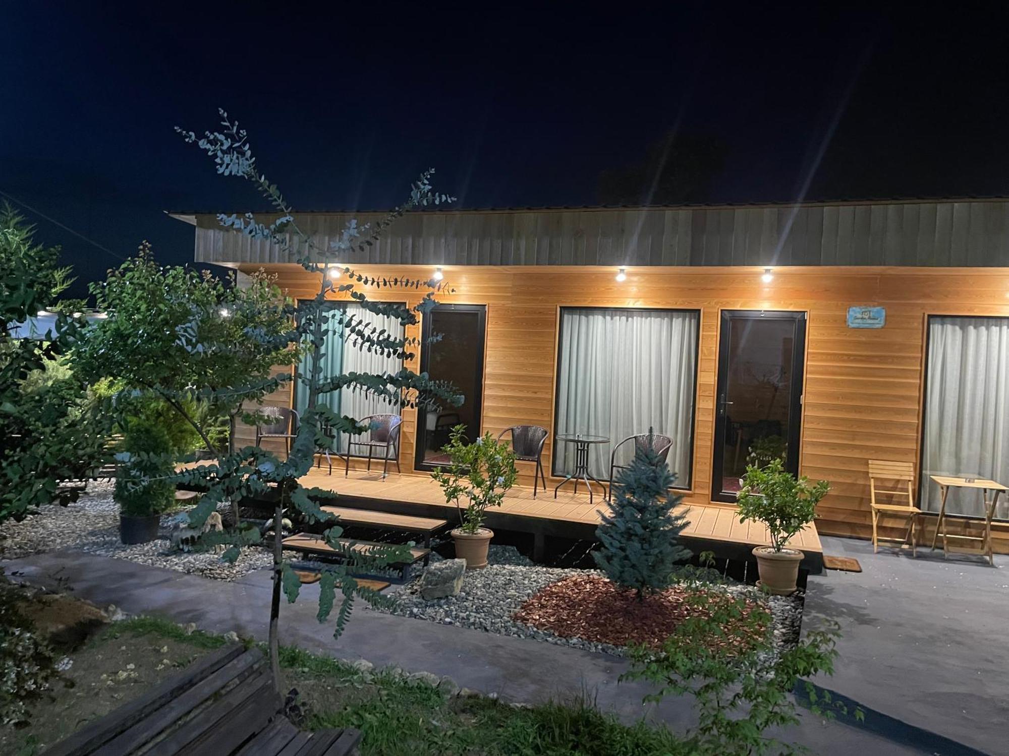 Garden Rooms In Kutaisi Ngoại thất bức ảnh