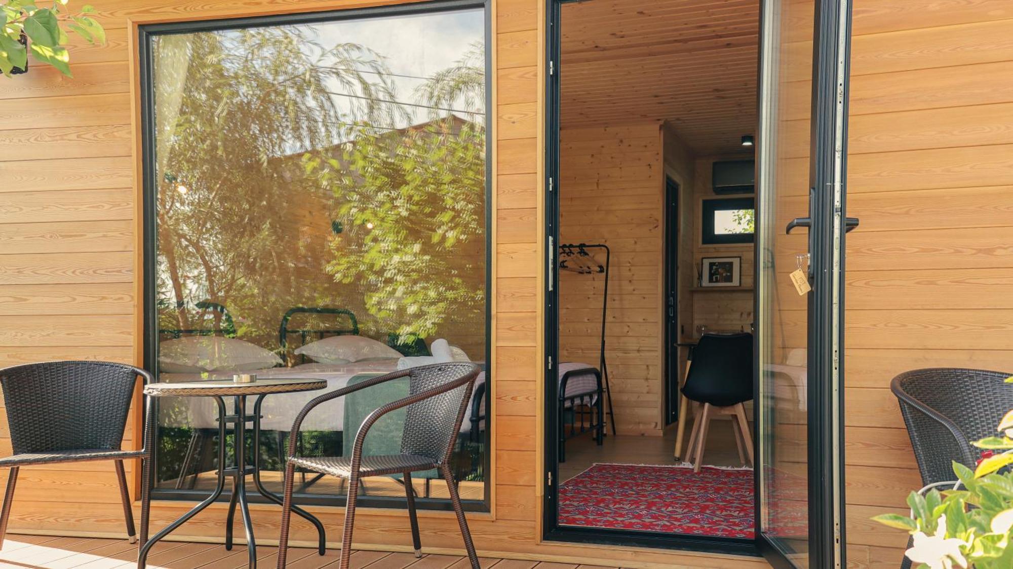 Garden Rooms In Kutaisi Ngoại thất bức ảnh